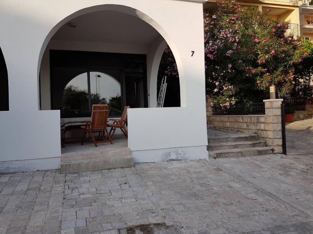 Pankov Apartment Sveti Stefan Exterior foto